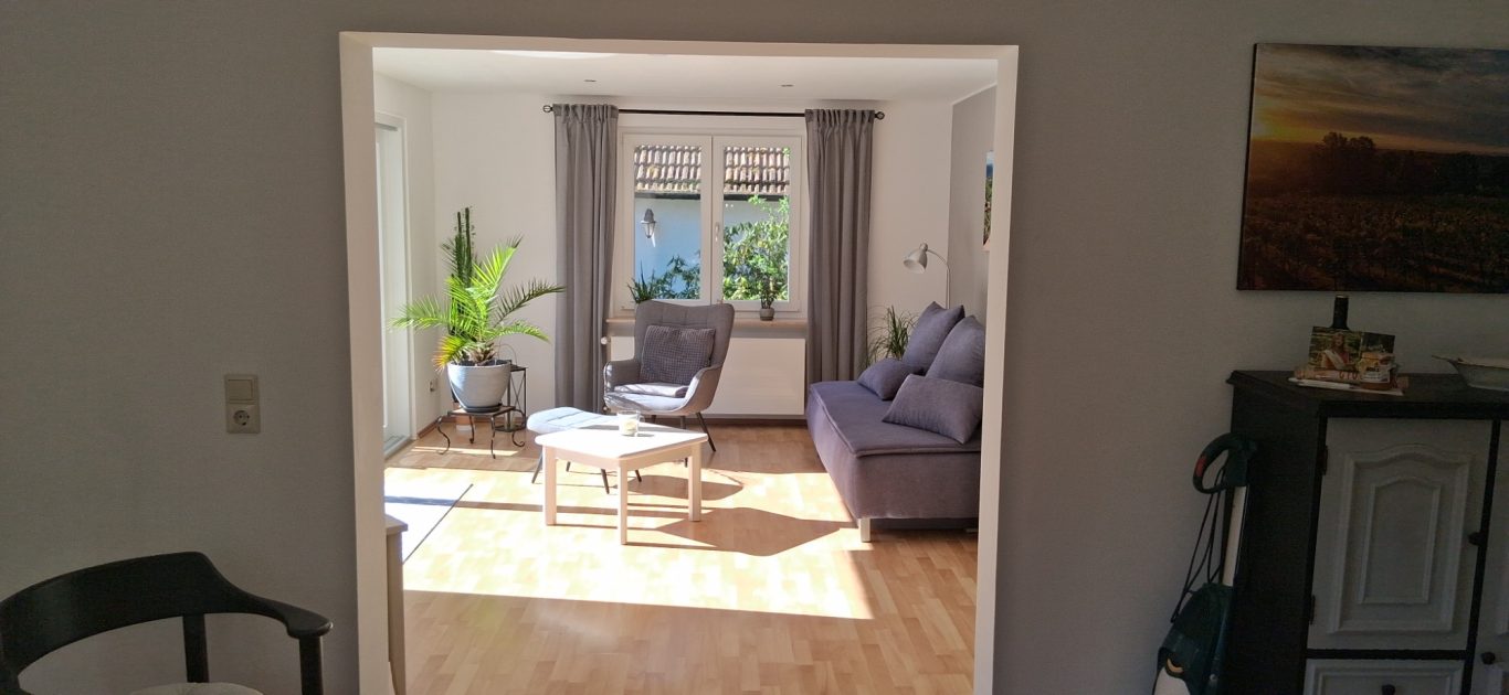 Blick in den Wohnbereich Mandelblüte